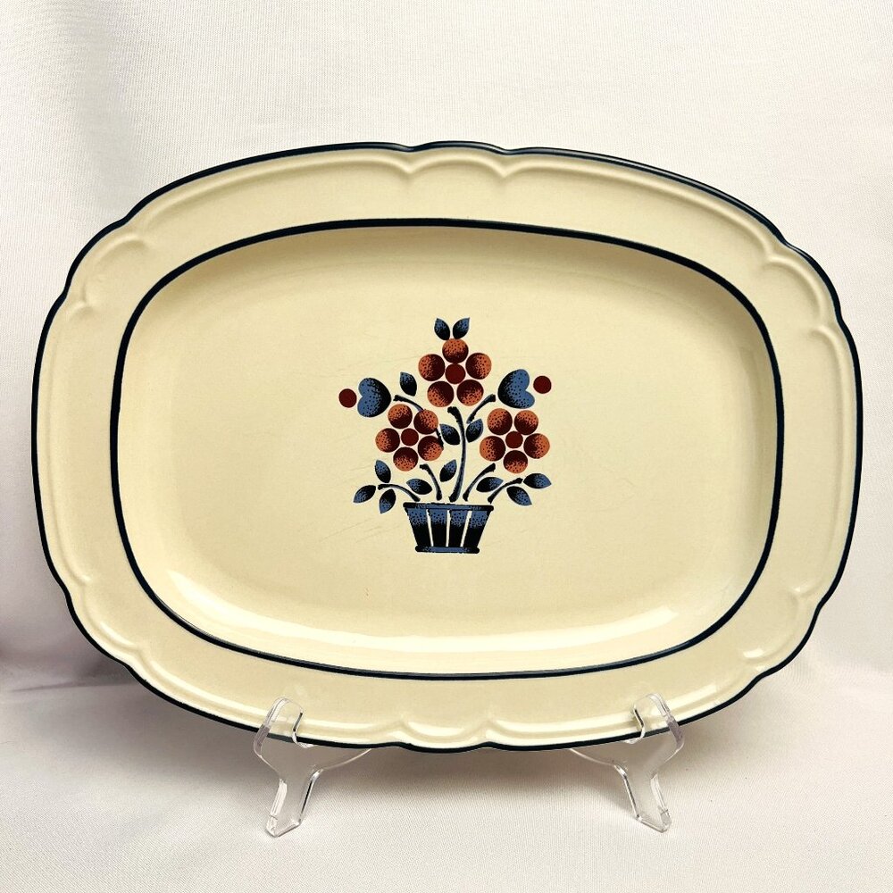 Hearthside Vintage Serving Platter Brambleberry Cumberland 1970s Floral 12"